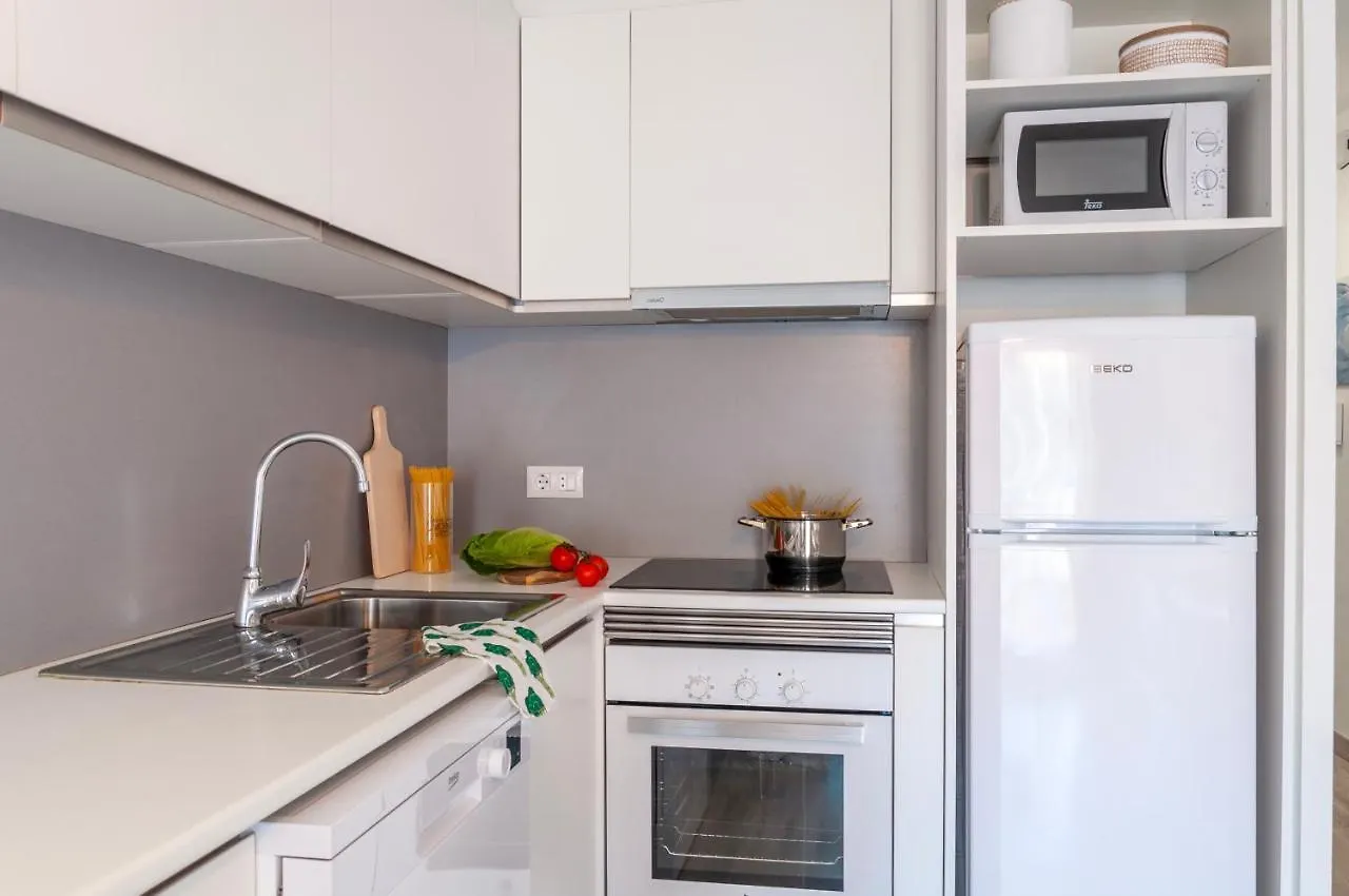 Apartamento Con Terraza Cerca De La Playa By Insidehome Эмпуриабрава
