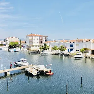Apartamento Port Emporda 28 - Apartamento En La Marina De - Vistas Al Canal - Barbacoa - Cerca Centro Y Playa, Ampuriabrava